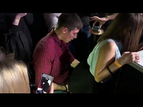 ❤️ Quan hệ tình dục thực sự trong một hộp đêm ở Nga. 18 tuổi cô gái Nga trong hậu môn và âm đạo bị đụ trong hộp đêm ❤️  Sluts tại chúng tôi  ❌️❤